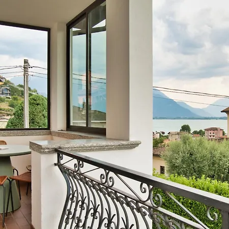 Leon Lakeview * Domaso